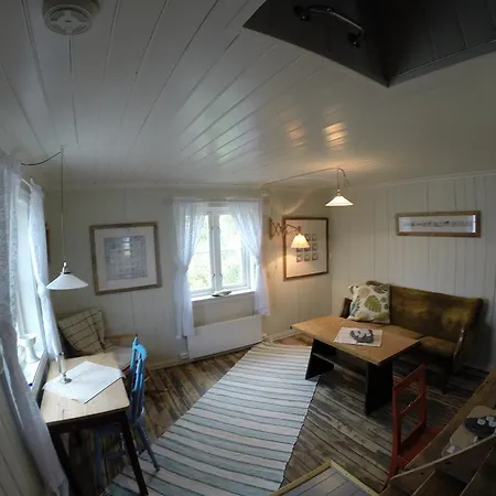 Holiday park Kongsfjord Gjestehus Manedskarbua Berlevag